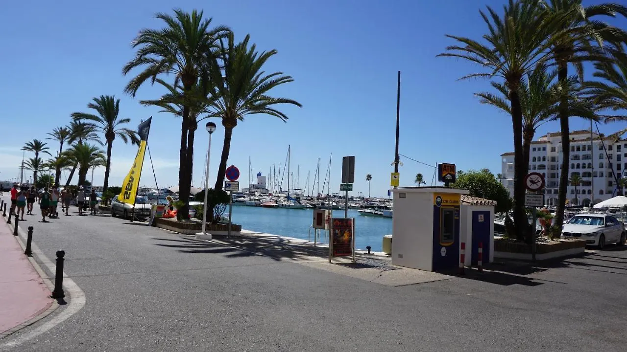 Costa Del Solbeleving Pur Sang Lägenhet Castillo de Sabinillas Spanien